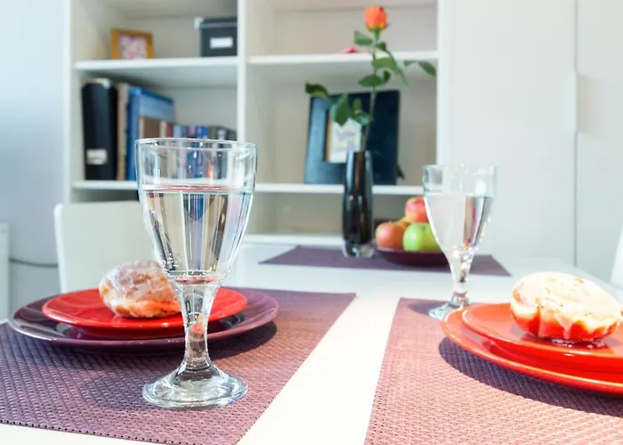 Secret Charm Fully Equipped Apt With Balcony